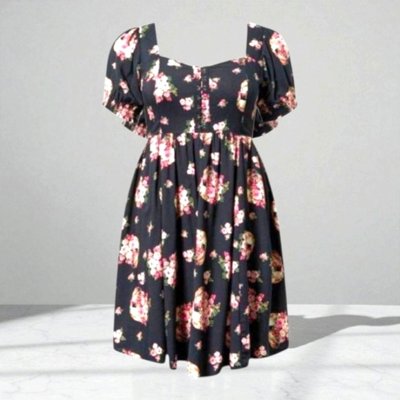 TORRID PLUS  Mini Challis Hook & eye Skull, Rose ,Skater dress Size 2X - Picture 1 of 16